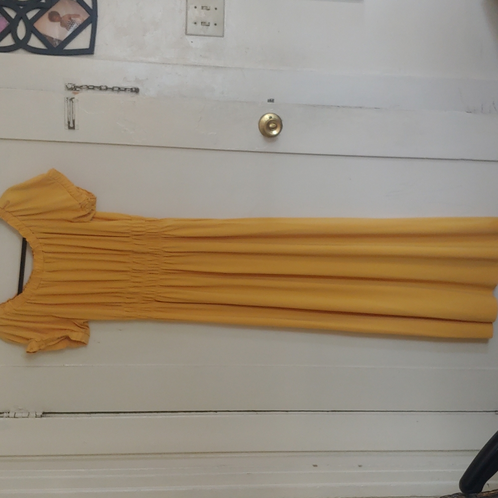 Off the shoulder maxi dress